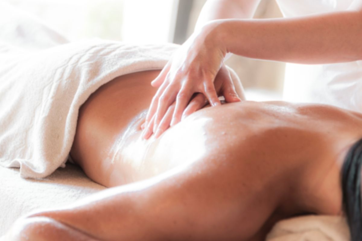 Relaxing massage treatment